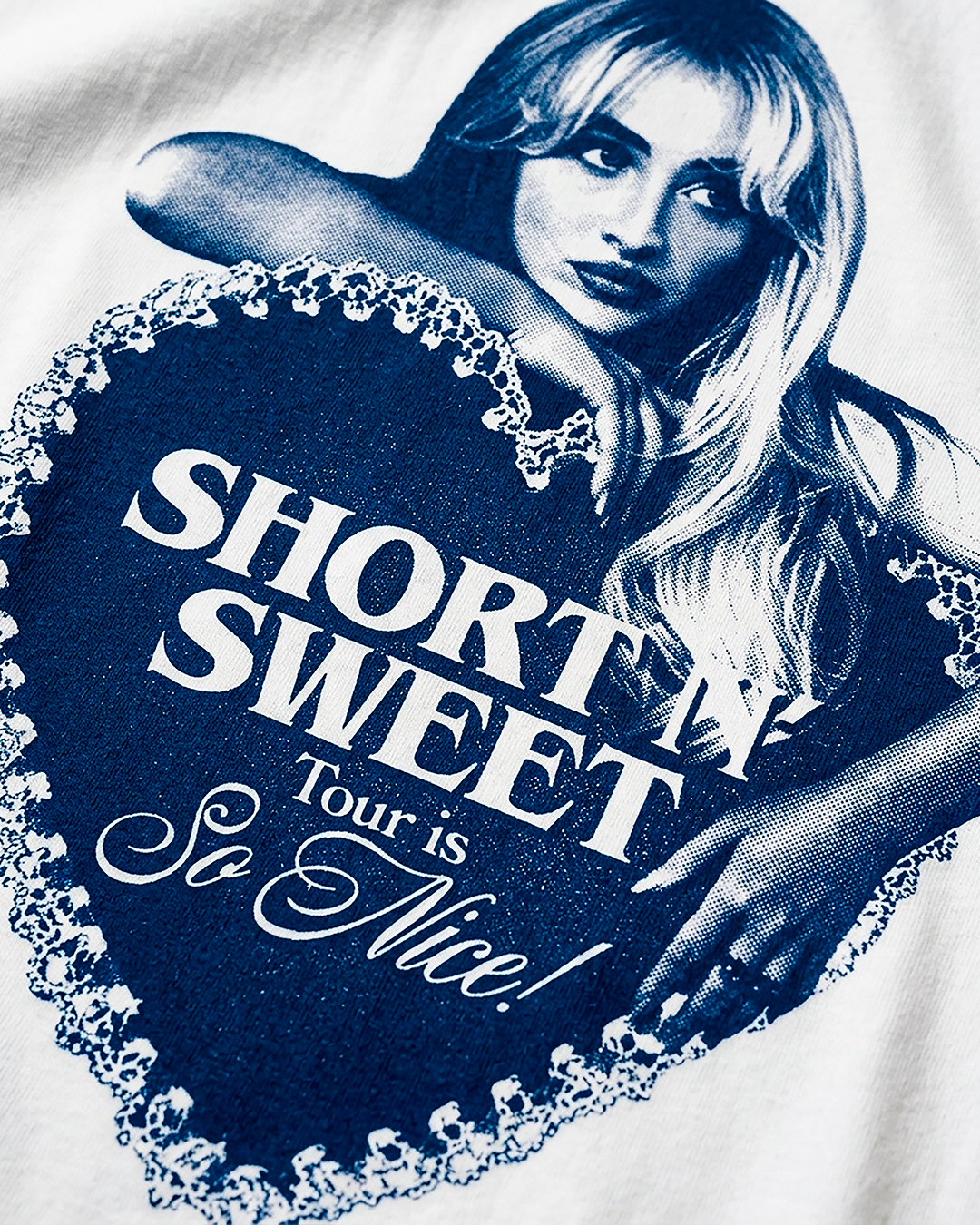 SHORT N SWEET TOUR - Tee